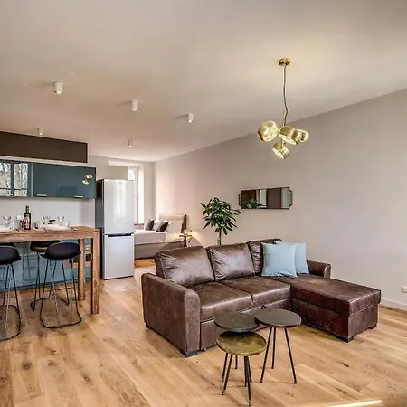 Apartamento Luminoso Forte Dei Marmi, Toscana, Italia *